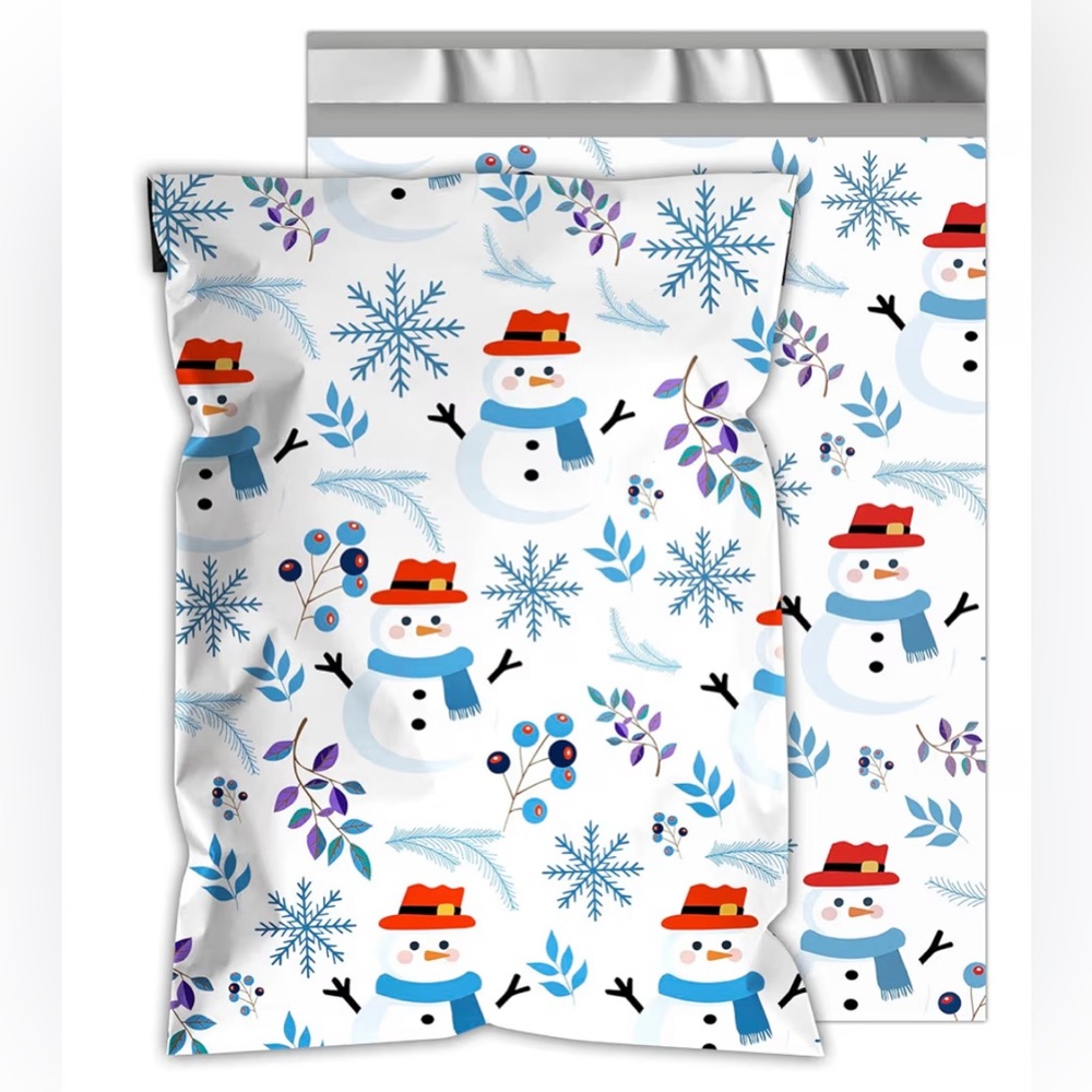 12 Qty. 10”x13” White Winter Snowman Snowflakes Polymailer